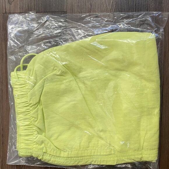 Foot locker sz XL Lime drawstring athletic shorts NWT - Picture 4 of 5